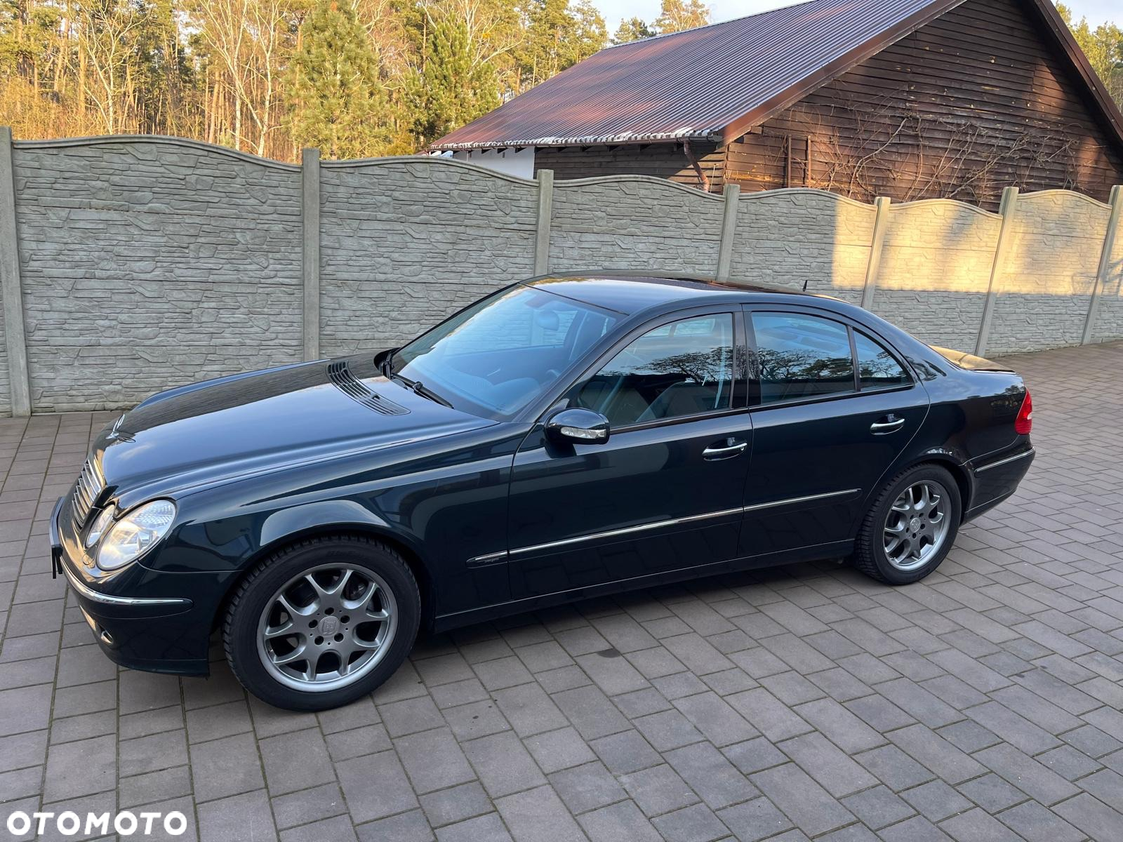 Mercedes-Benz Klasa E - 2