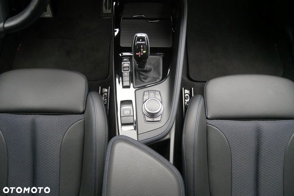 BMW X2 - 11