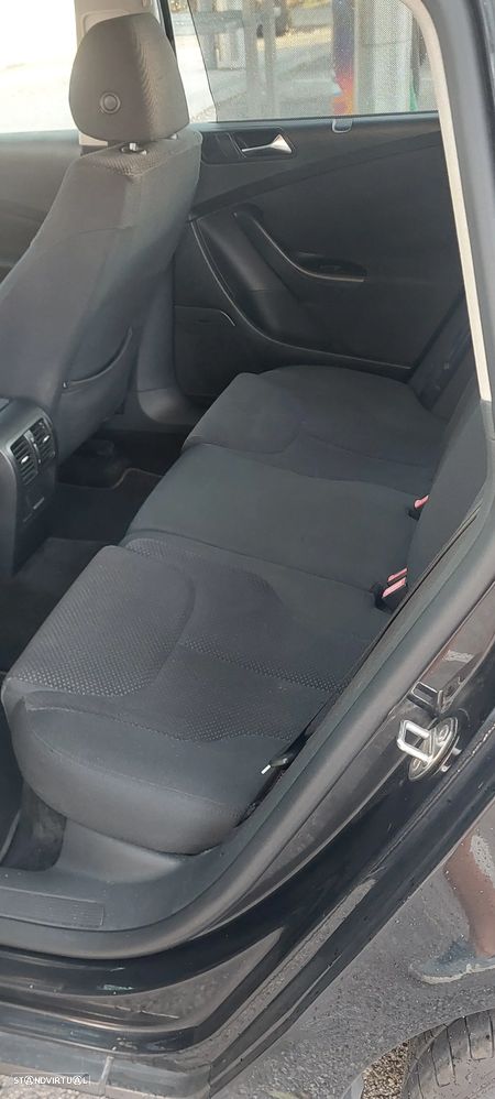 VW Passat 1.6 TDI BlueMotion - 6