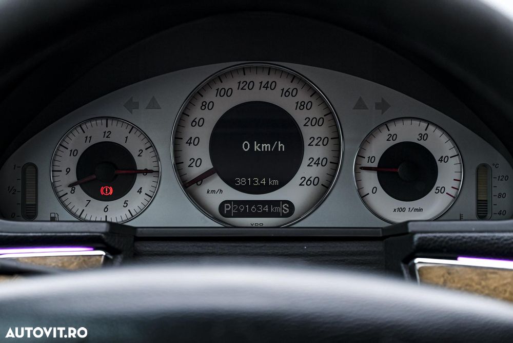 Mercedes-Benz E 280 CDI 7G-TRONIC Avantgarde - 16