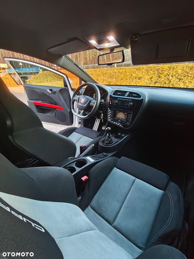 Seat Leon 2.0 T FSI Cupra R - 10