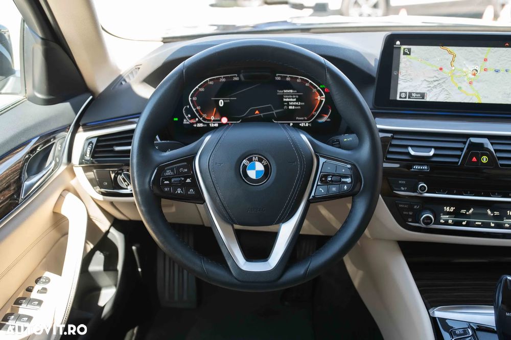 BMW Seria 5 520d xDrive Aut. Luxury Line - 23