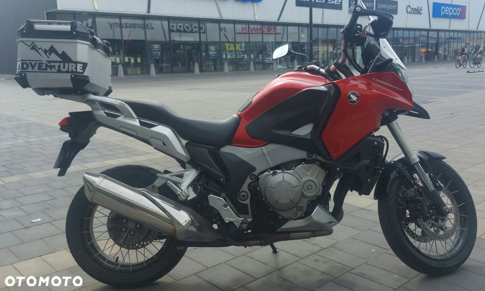Honda VFR - 9