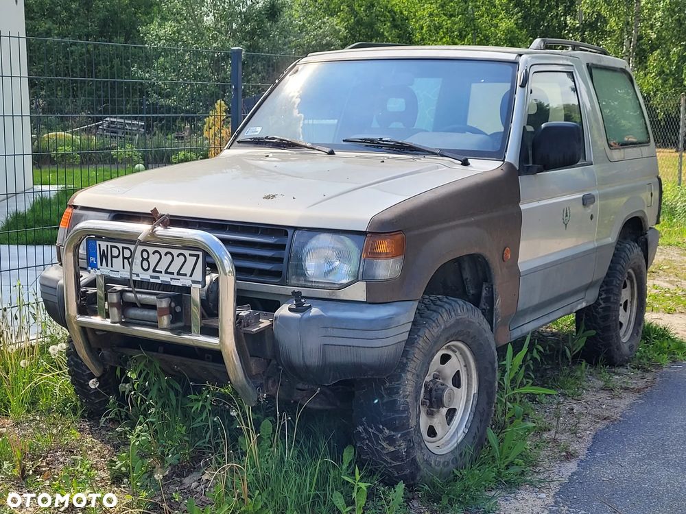 Mitsubishi Pajero - 1