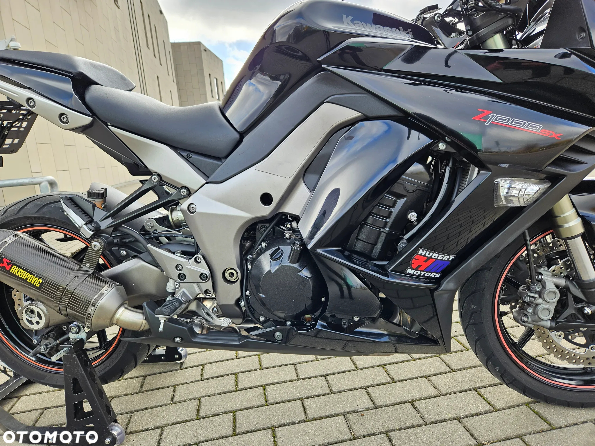 Kawasaki Ninja 1000 SX - 12