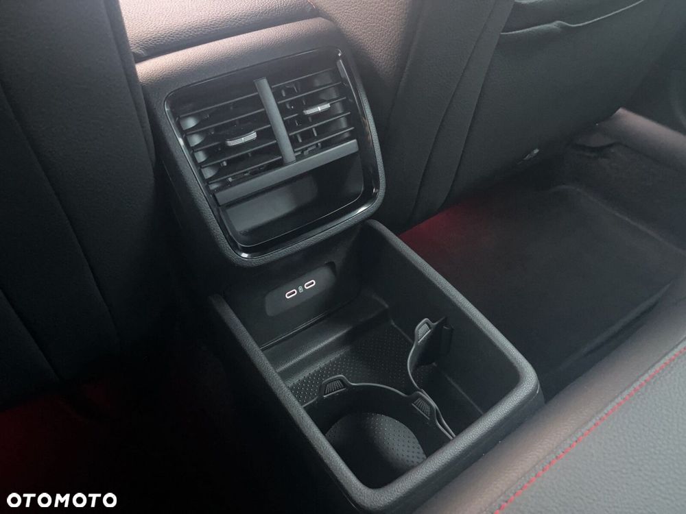 Skoda Octavia 2.0 TSI RS DSG - 34