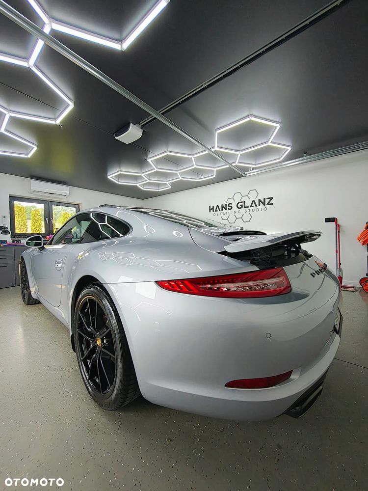 Porsche 911 Carrera PDK - 18
