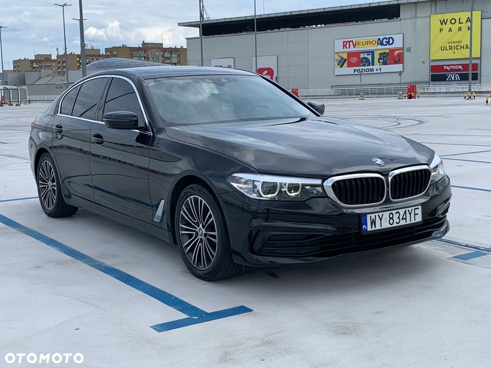 BMW Seria 5 530i xDrive Sport Line - 3