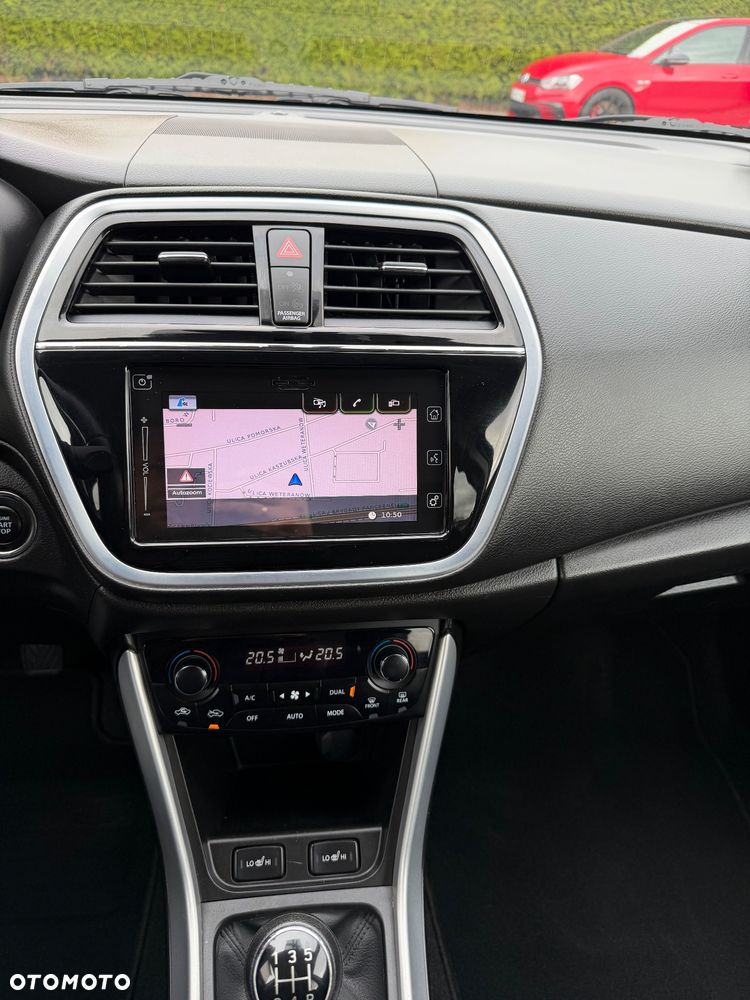 Suzuki SX4 S-Cross 1.0 T Premium - 12