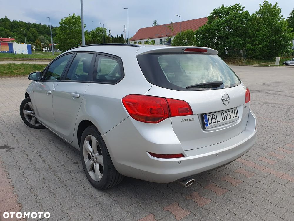 Opel Astra 2.0 CDTI Sport - 7