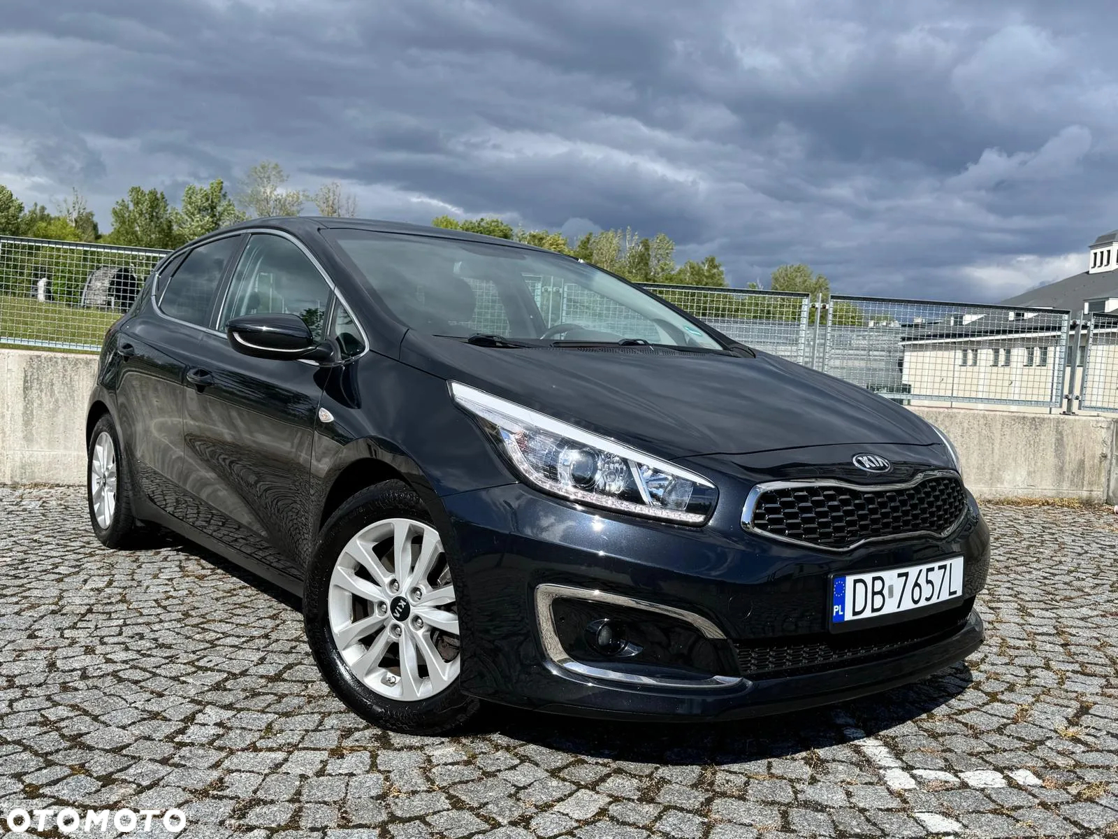 Kia Ceed 1.4 CVVT Dream Team Edition - 19