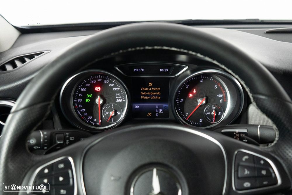 Mercedes-Benz GLA 180 d Urban Aut. - 23