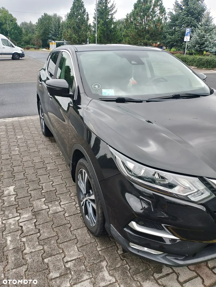 Nissan Qashqai - 2