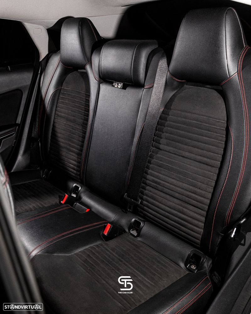 Mercedes-Benz CLA 180 d 7G-DCT AMG Line - 20