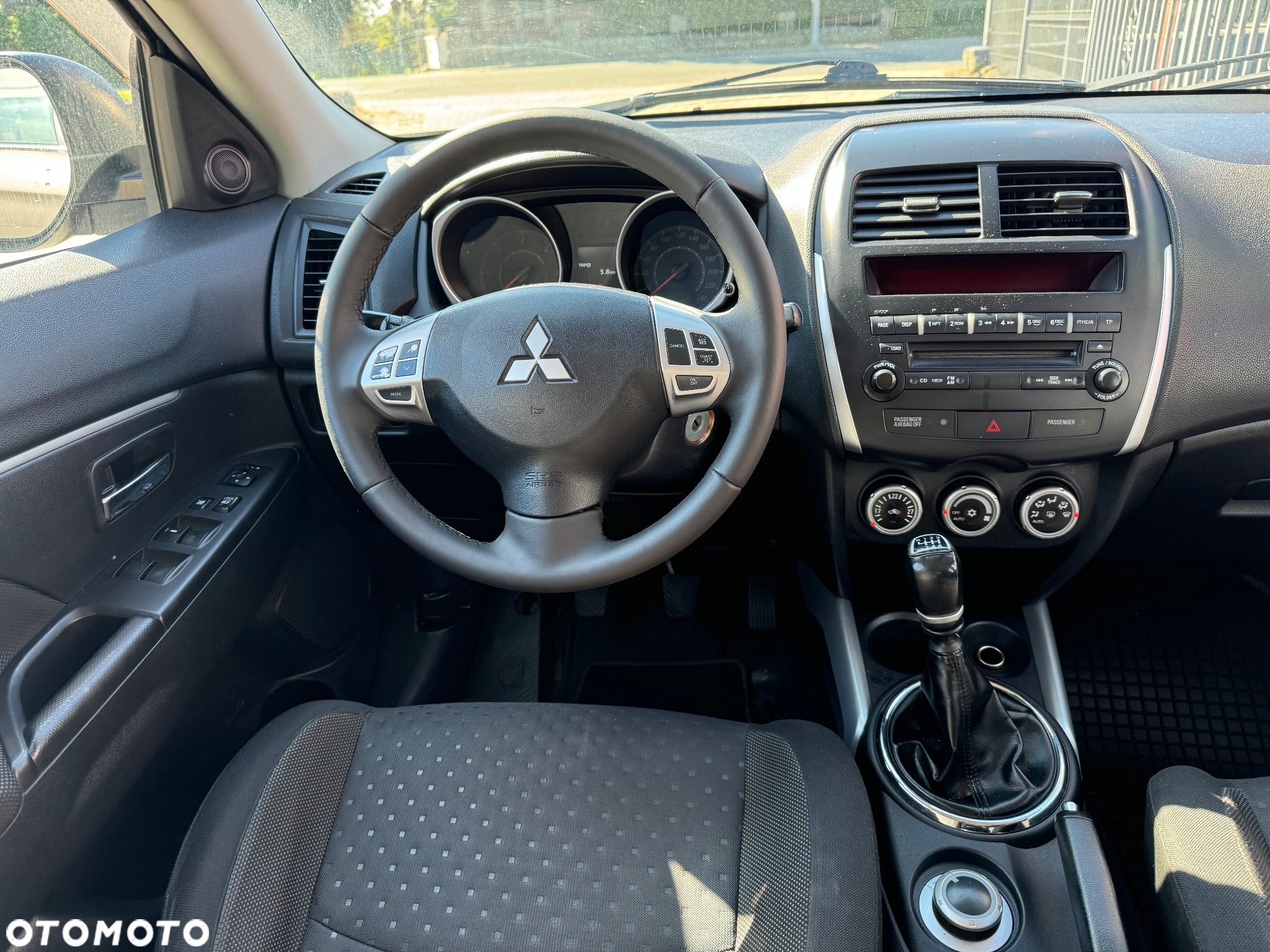 Mitsubishi ASX 1.8 DID Invite 4WD AS&G - 10