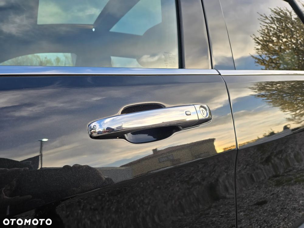 Jeep Grand Cherokee 5.7 V8 HEMI Summit - 17