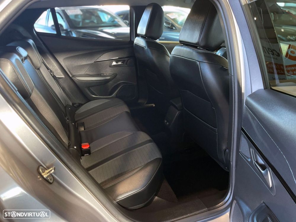 Peugeot 2008 1.2 PureTech Allure - 25