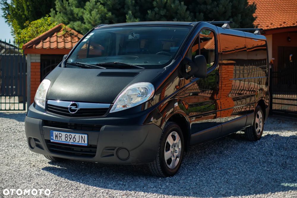 Opel Vivaro - 18