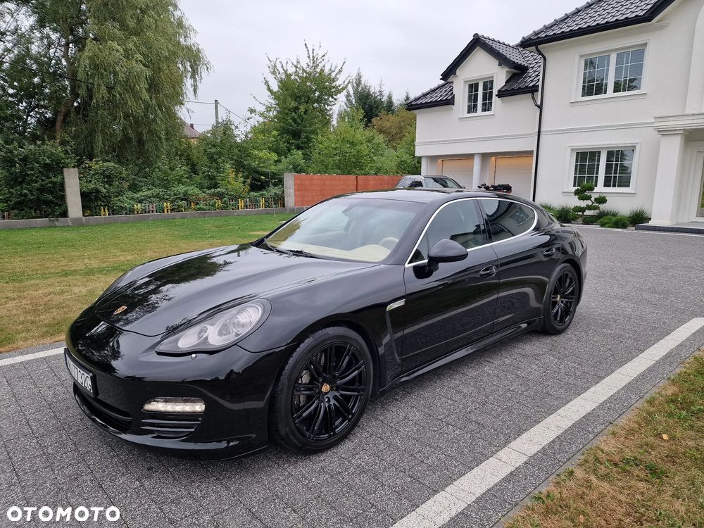 Porsche Panamera 4S PDK - 3
