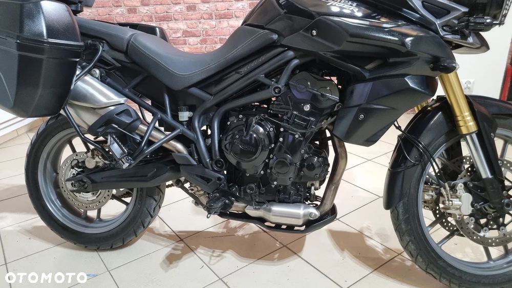 Triumph Tiger - 9