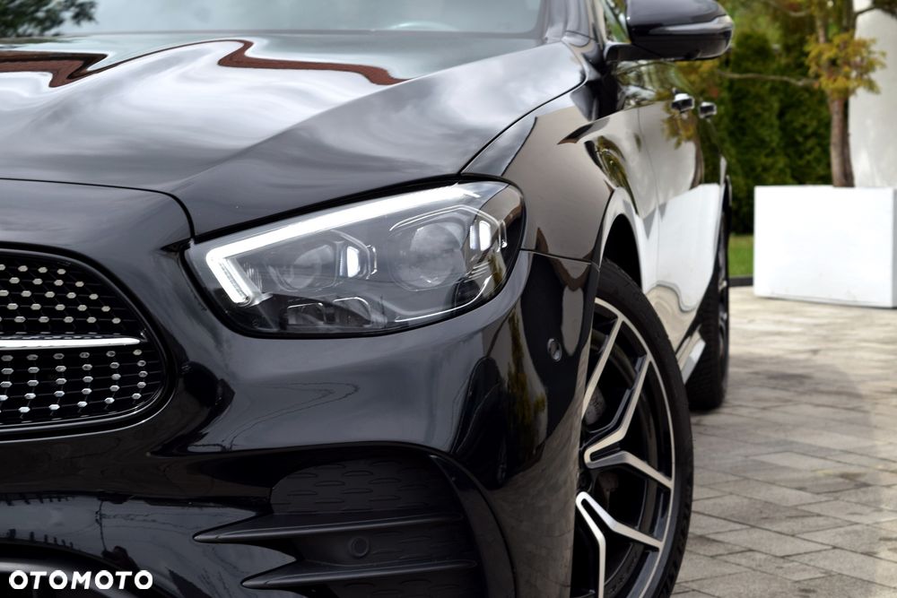 Mercedes-Benz Klasa E 220 d 4-Matic AMG/Avantgarde - 34