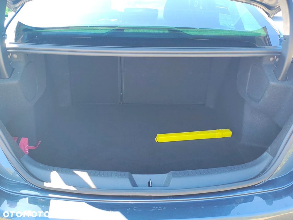 Renault Megane 1.3 TCe FAP Limited - 23