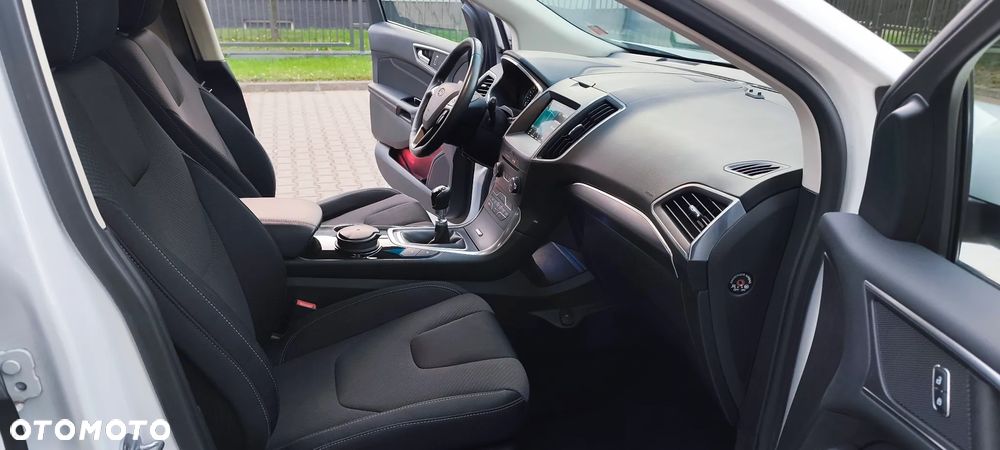 Ford Edge 2.0 EcoBlue 4x4 Trend - 24