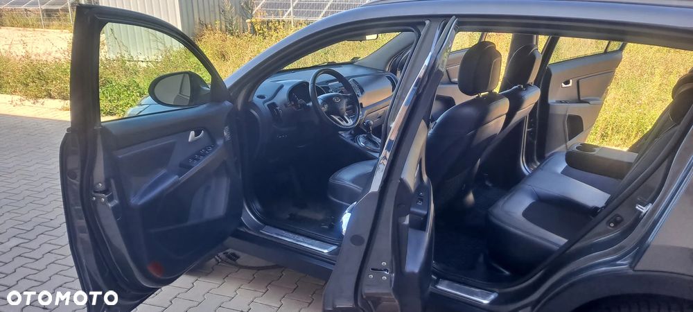 Kia Sportage 2,0 CRDI AWD Spirit - 4