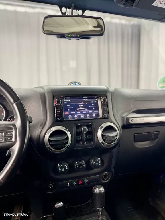 Jeep Wrangler Unlimited 2.8 CRD Auto Rubicon - 15