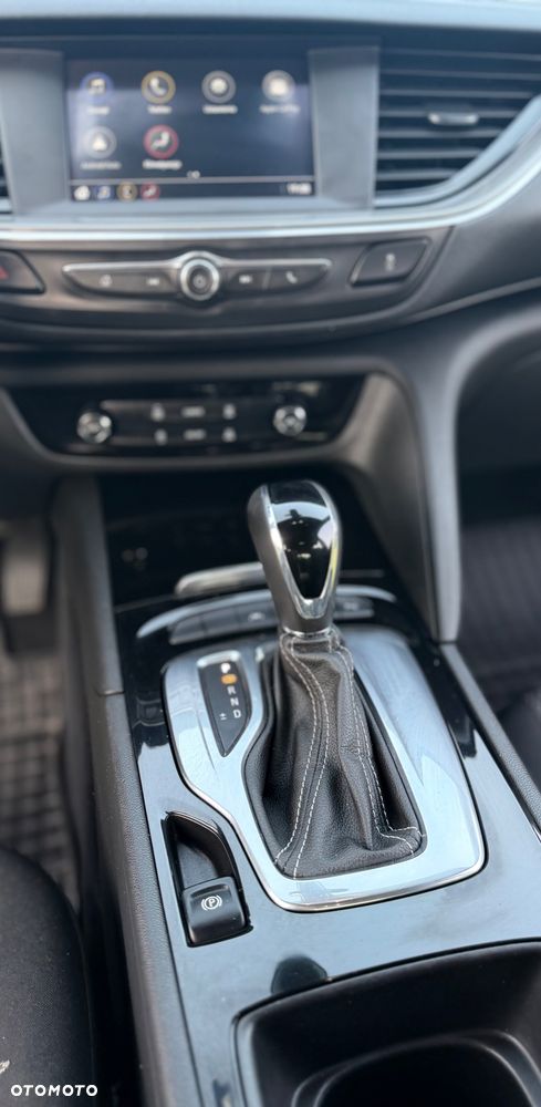 Opel Insignia 1.5 T Enjoy S&S - 34