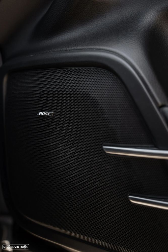 Porsche Cayenne Platinum Edition - 31