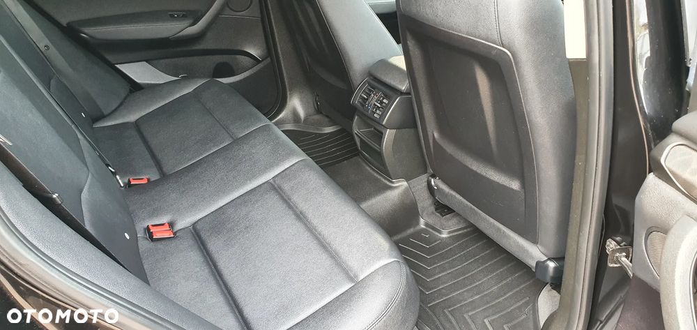 BMW X3 28i xDrive - 18