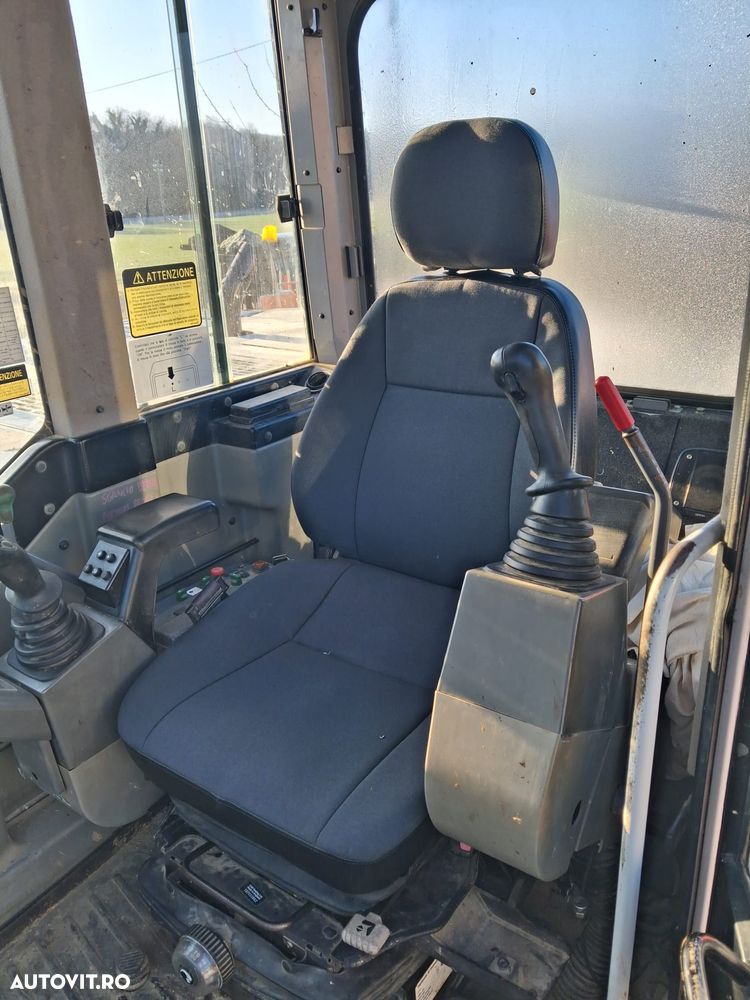 Takeuchi TB1140 - 11