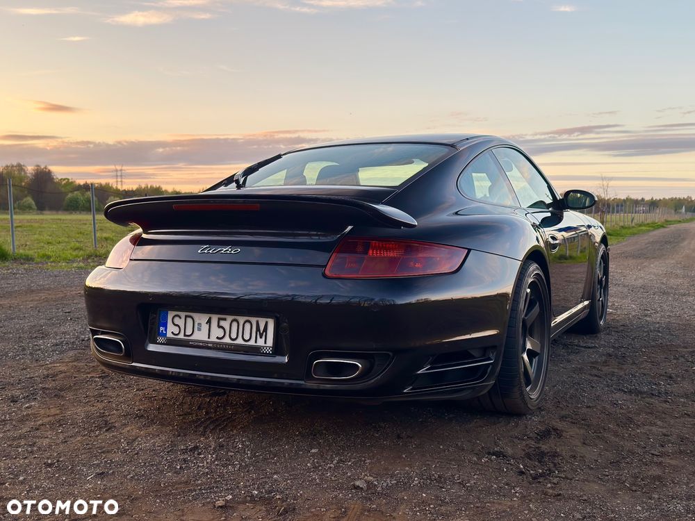 Porsche 911 - 19