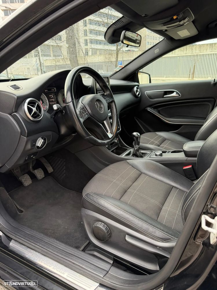 Mercedes-Benz A 200 CDI AMG Line - 11