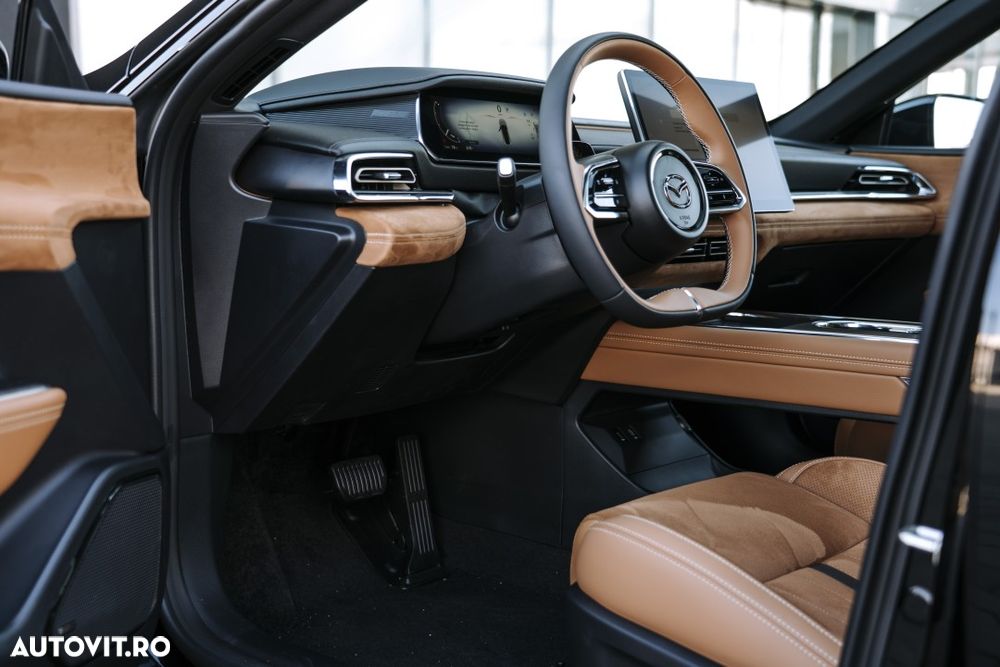 Mazda 6e 80 kW BEV Takumi Plus - 12