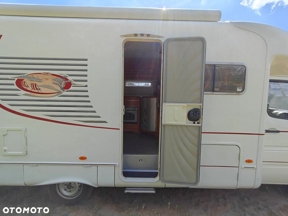 LMC TI7205 - 9