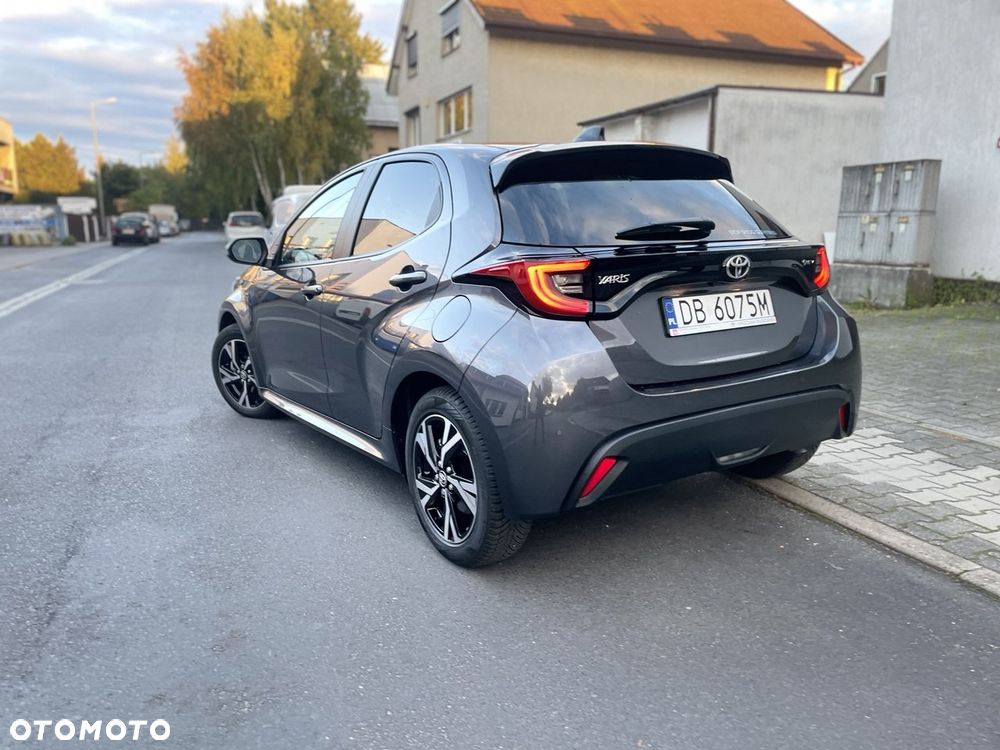 Toyota Yaris Hybrid 1.5 Style - 5