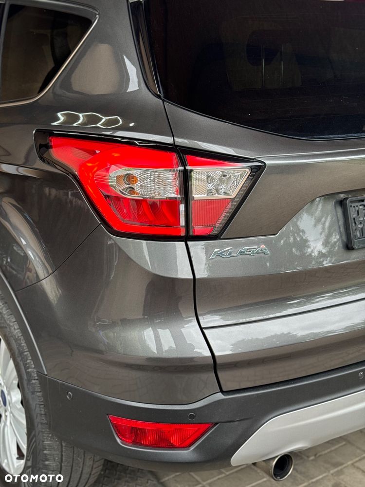 Ford Kuga 1.5 EcoBoost FWD Titanium ASS MMT6 - 11
