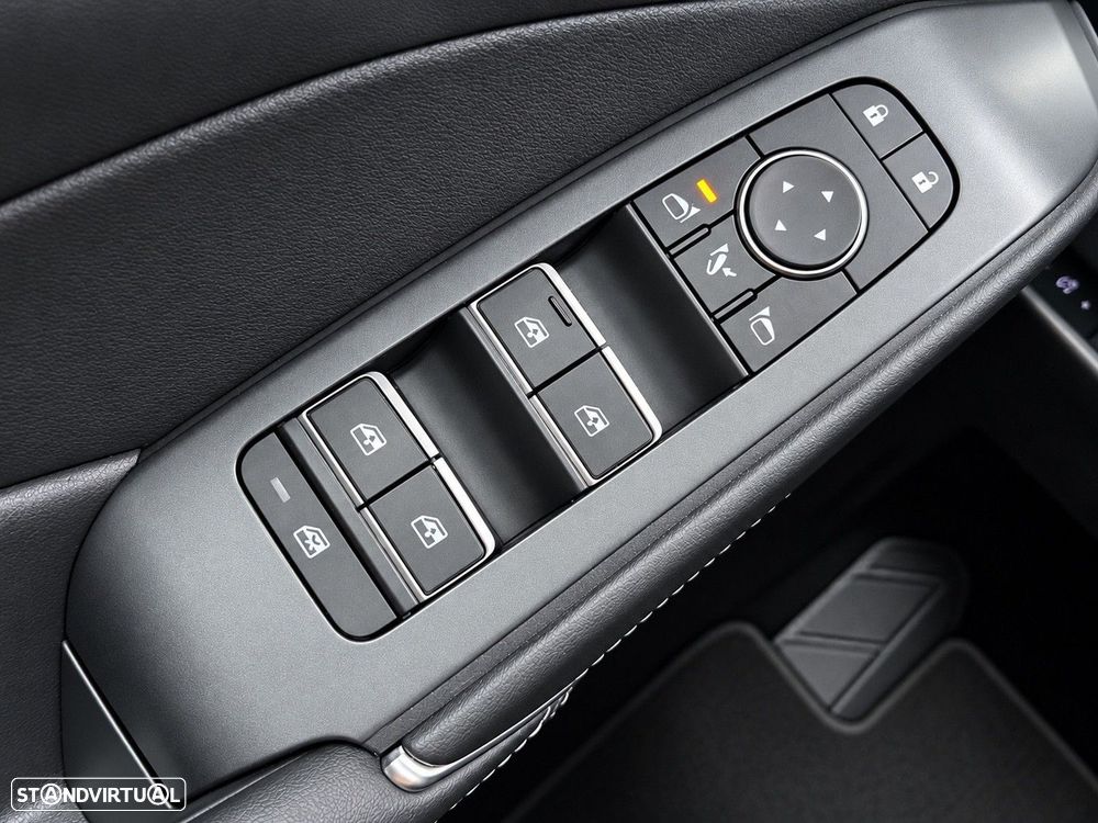 Nissan Qashqai 1.3 DIG-T N-Connecta LED Xtronic - 18