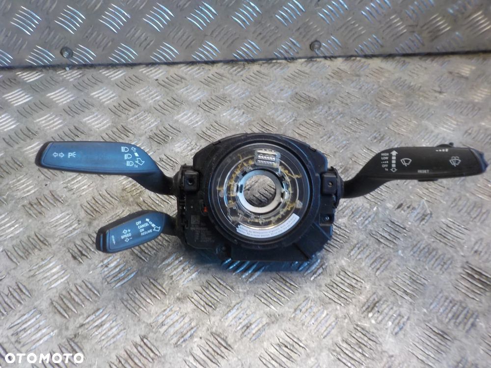 AUDI A4 B8 A5 PRZEŁĄCZNIK ZESPOLONY TAŚMA 8R0953568Q - 1