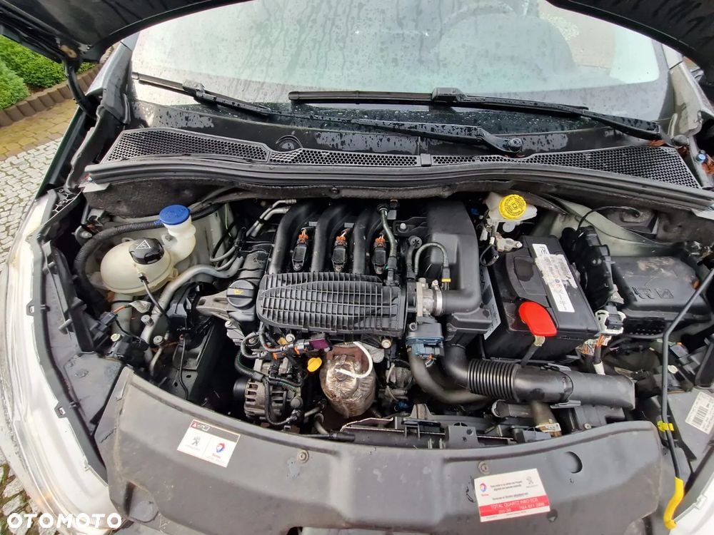 Peugeot 208 1.2 PureTech Allure - 20
