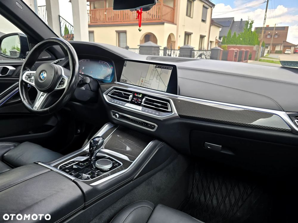 BMW X6 xDrive40d mHEV - 23