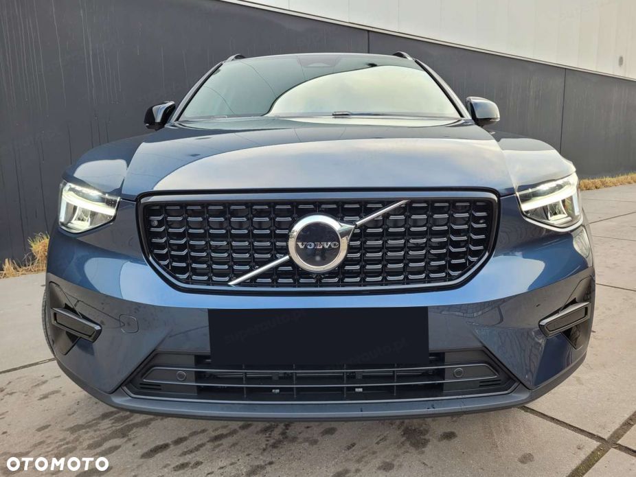 Volvo XC 40 - 6