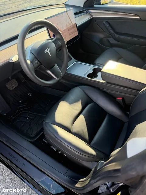 Tesla Model 3 - 17