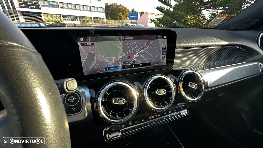 Mercedes-Benz GLB 180 d Progressive - 38