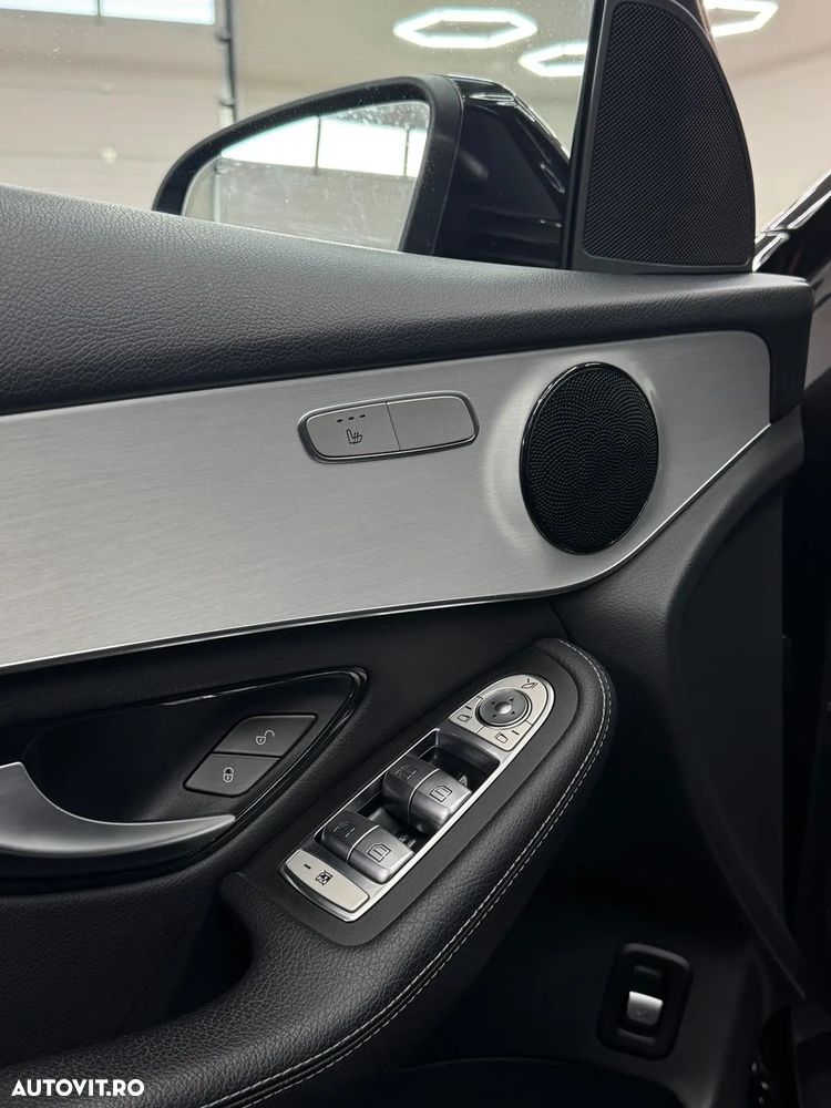 Mercedes-Benz GLC 220 d 4Matic 9G-TRONIC AMG Line - 13