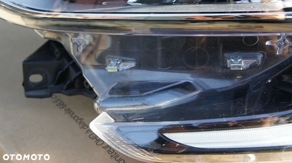 PRZEDNIA LEWA PRAWA LAMPA RENAULT ARKANA FULL LED - 13