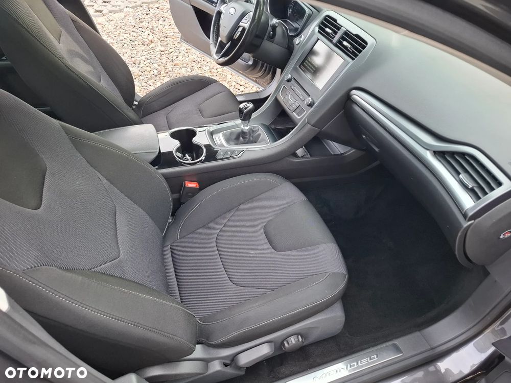 Ford Mondeo - 18