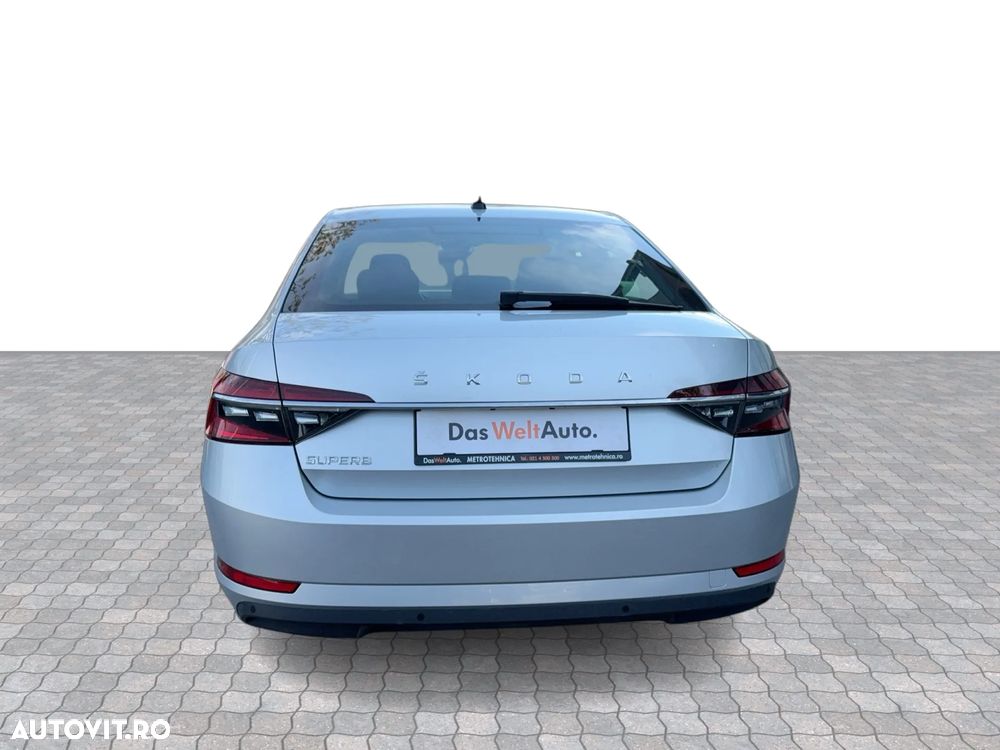 Skoda Superb 2.0 TDI DSG Style - 4